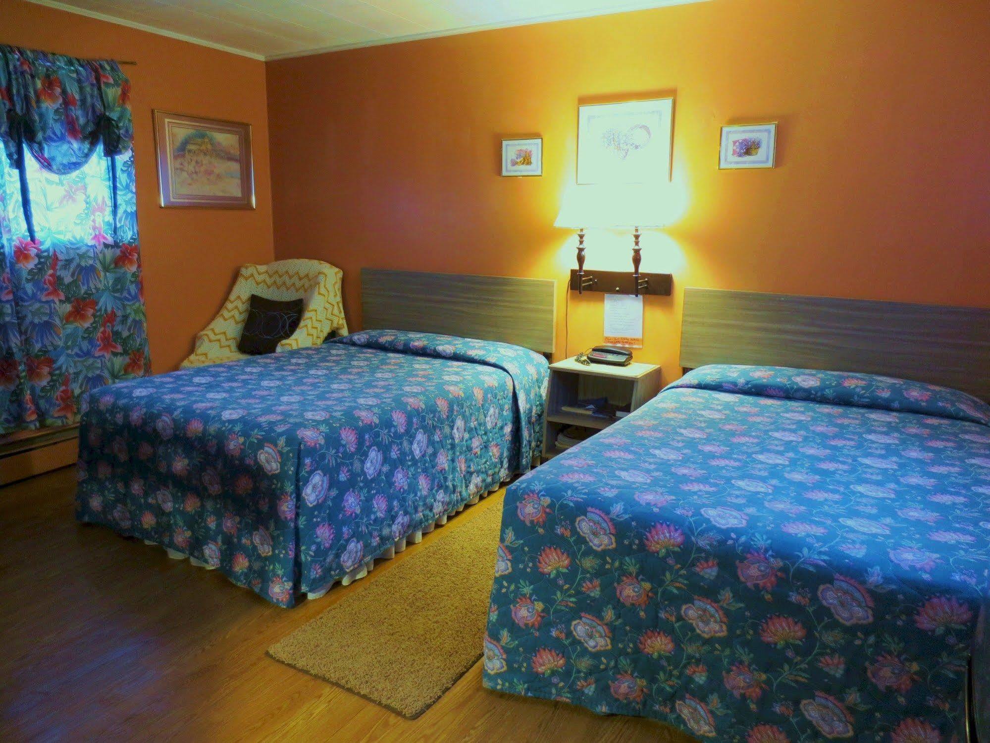 Four Seasons Motel Catskill Ngoại thất bức ảnh